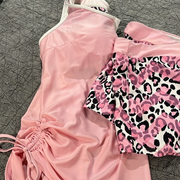 Womens tankini set. Gently used. XXL. Pink leopard. Swim short bottoms . - Picture 4 of 4